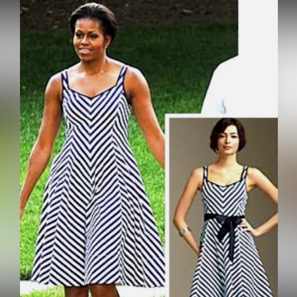 Talbots SHORELINE Navy/ White Denim Canvas Chevron Striped Midi Dress Sz 6P - Picture 3 of 16